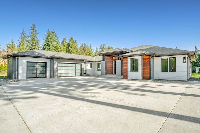 Modern single-storey home with a wide driveway